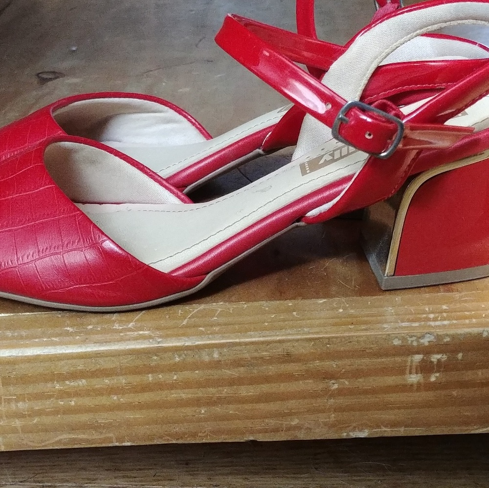All leather sandals